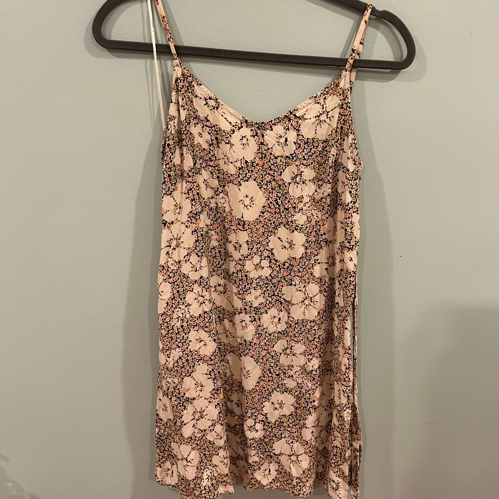 Roxy pink floral sundress with tie belt